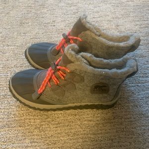 Kids sorel out and about classic waterproof duck boots